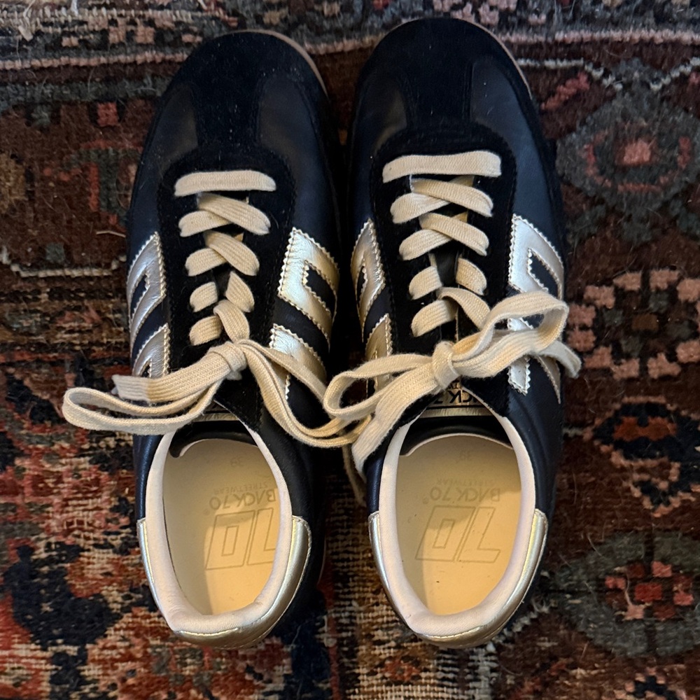 Back 70 Black and Gold running shoes- 8.5
Like New